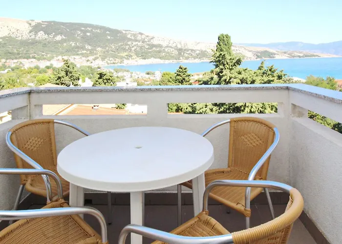 Modern Eingerichtete Fuer 4 Personen Mit Meerblick By Interhome 公寓 巴斯卡