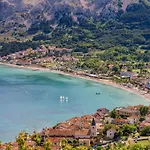 Modern Eingerichtete Fuer 4 Personen Mit Meerblick By Interhome * Baška