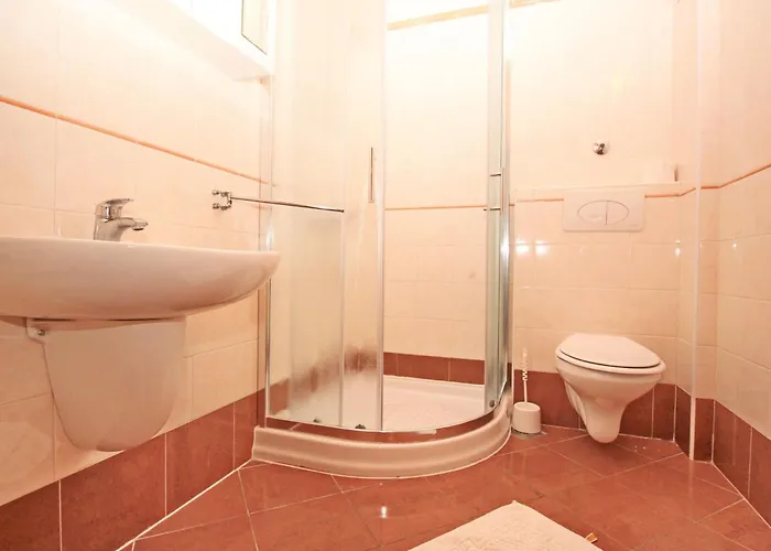 Modern Eingerichtete Fuer 4 Personen Mit Meerblick By Interhome Baška